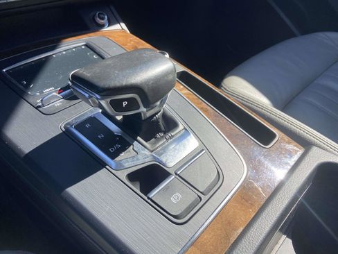 Used 2018 Audi Q5 2.0T Premium Plus w/ Premium Plus Package image 31