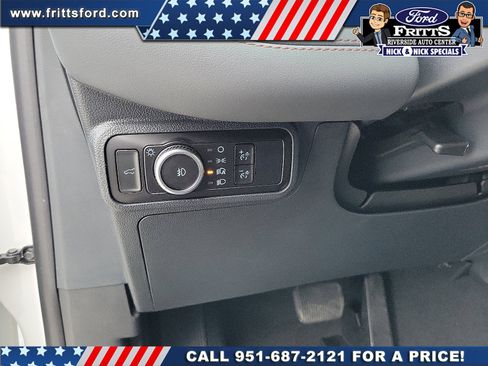 New 2026 Ford Explorer Active w/ Active Comfort Package image 13