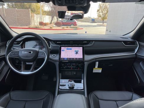 New 2024 Jeep Grand Cherokee Limited 4xe image 22