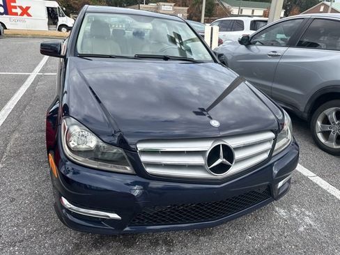 Used 2012 Mercedes-Benz C 250 Sedan image 4