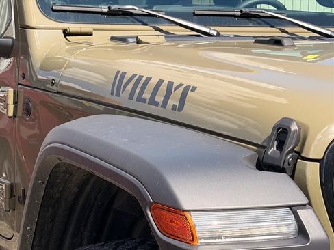 Used 2025 Jeep Wrangler Unlimited Sport AWD/4WD image 22