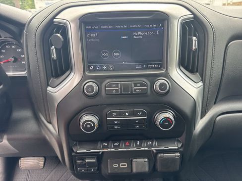 Used 2022 Chevrolet Silverado 2500 LT AWD/4WD image 28