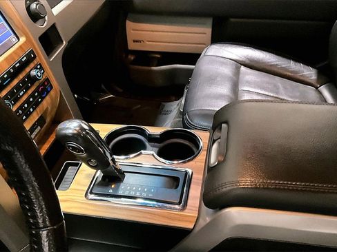 Used 2011 Ford F150 Lariat w/ Lariat Chrome Pkg image 18