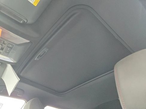 Used 2021 Toyota RAV4 SE w/ Weather & Moonroof Package AWD/4WD image 8