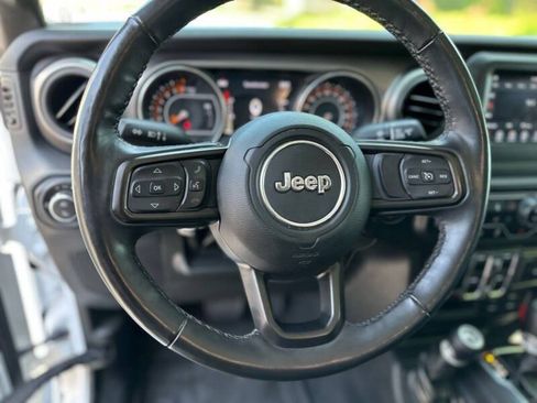 Used 2022 Jeep Gladiator Sport AWD/4WD image 23