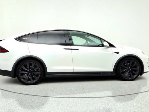 Used 2022 Tesla Model X Plaid AWD/4WD image 4