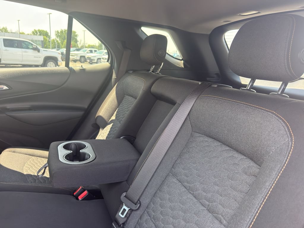 Used 2018 Chevrolet Equinox LT AWD/4WD image 33