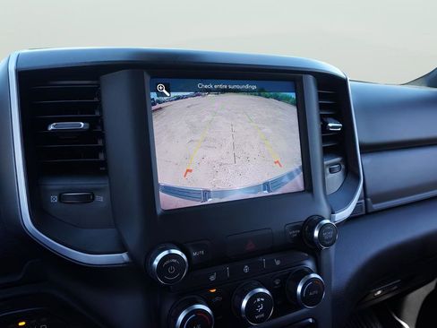 Used 2021 RAM 1500 Big Horn image 17