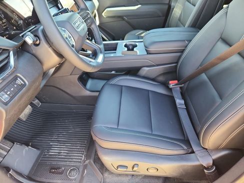 New 2026 GMC Acadia Elevation w/ Elevation Premium Package AWD/4WD image 9