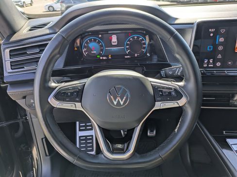 Certified 2024 Volkswagen Atlas Cross Sport SEL R-Line AWD/4WD image 20