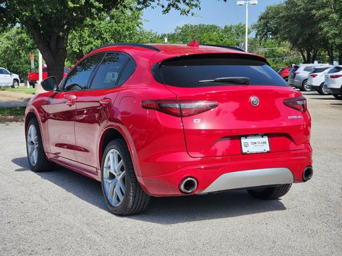 Used 2020 Alfa Romeo Stelvio Ti Sport AWD/4WD image 4