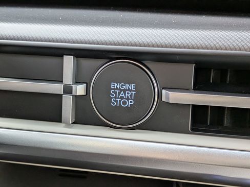 New 2026 Hyundai Santa Fe SE image 13