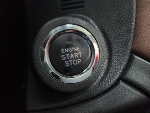 Certified 2022 Subaru Outback Touring XT image 19