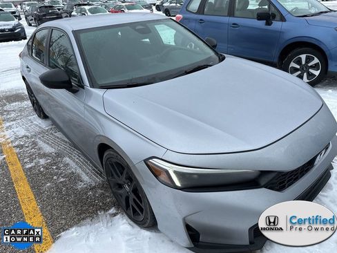 Used 2025 Honda Civic Sport image 3