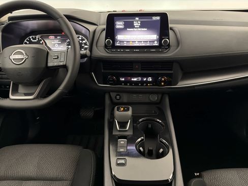 New 2026 Nissan Rogue SV FWD image 19