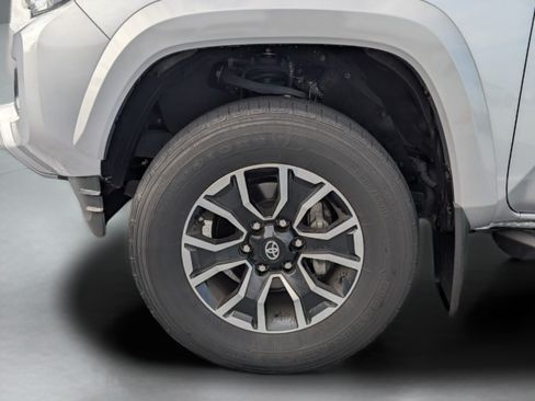 Used 2021 Toyota Tacoma TRD Sport RWD image 34