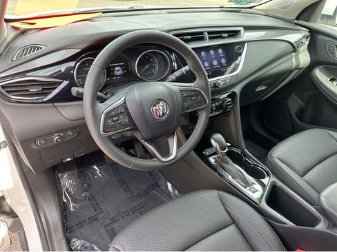 Certified 2023 Buick Encore GX Essence w/ Experience Buick Package FWD image 5