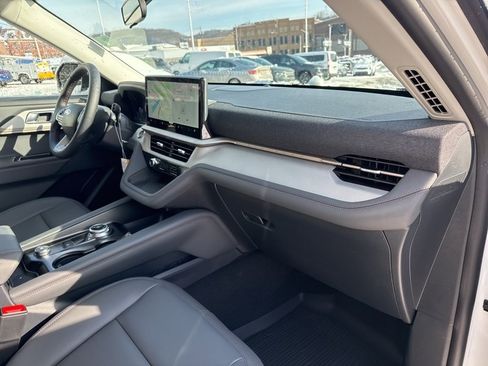 New 2026 Ford Explorer Active w/ Active Comfort Package image 20