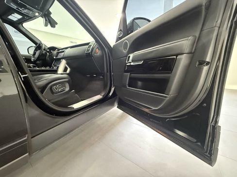 Used 2014 Land Rover Range Rover Supercharged image 10