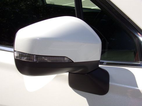 Used 2023 Subaru Forester Limited AWD/4WD image 14