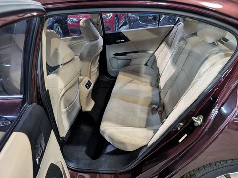 Used 2014 Honda Accord EX image 18