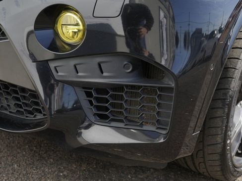 Used 2016 BMW X5 M image 20