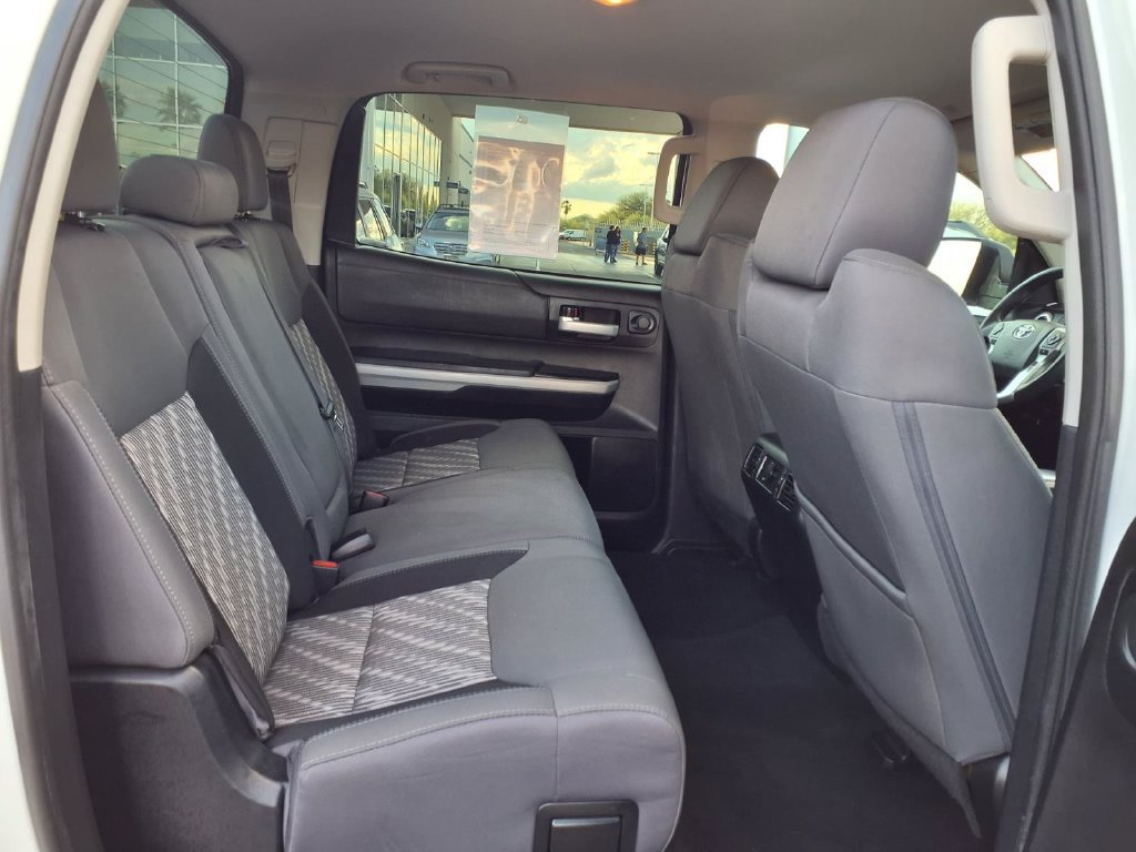 Used 2020 Toyota Tundra SR5 w/ SR5 Convenience Package RWD image 21