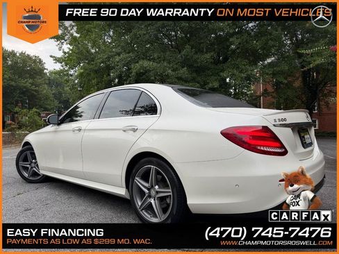 Used 2017 Mercedes-Benz E 300 4MATIC image 13