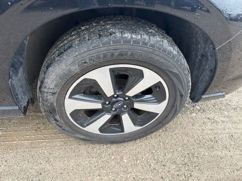 Used 2018 Subaru Forester 2.5i Limited AWD/4WD image 5