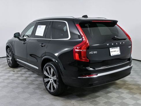 Certified 2025 Volvo XC90 T8 Ultra w/ Protection Package Premier AWD/4WD image 4