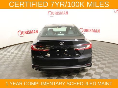 Used 2025 Toyota Camry SE FWD image 6