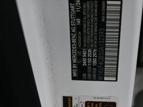Used 2025 Mercedes-Benz E 350 Sedan image 17
