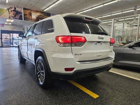 Used 2019 Jeep Grand Cherokee Limited AWD/4WD image 6