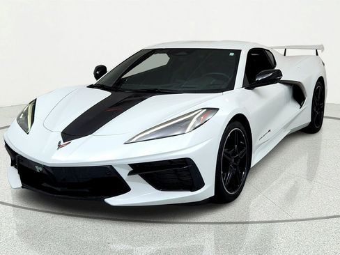 Used 2024 Chevrolet Corvette Stingray Preferred Cpe RWD image 8