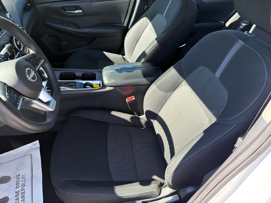 Used 2024 Nissan Sentra SV FWD image 9