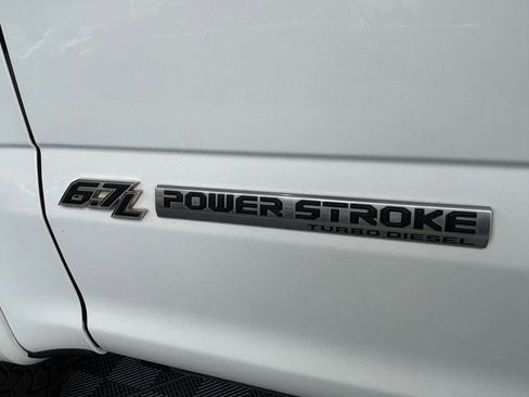 Used 2022 Ford F250 Lariat w/ Tremor Off-Road Package AWD/4WD image 5