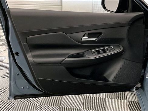 New 2026 Nissan Sentra SV w/ SV Convenience Package FWD image 28