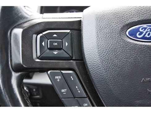 Used 2018 Ford Expedition Limited w/ Equipment Group 302A RWD image 17