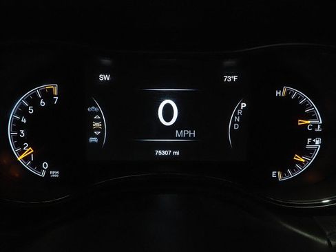 Used 2020 Jeep Grand Cherokee Limited AWD/4WD image 19