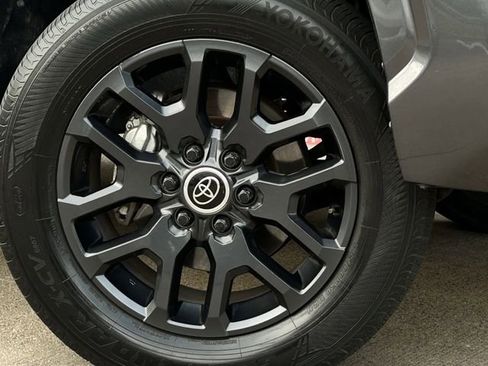 Used 2025 Toyota Tundra SR w/ SR Tow Package image 10