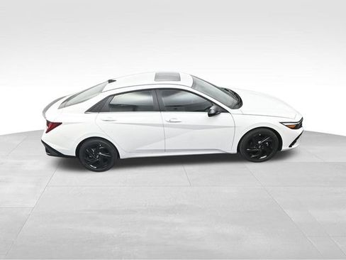 New 2026 Hyundai Elantra SEL Sport Premium FWD image 29