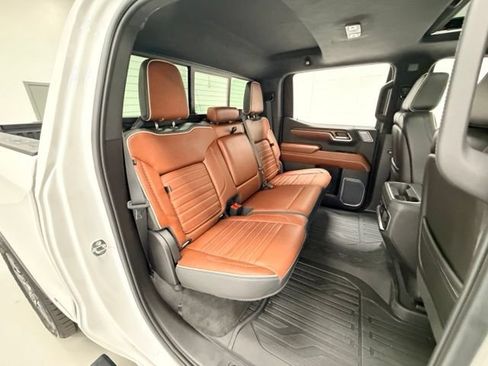 Certified 2023 GMC Sierra 1500 Denali Ultimate AWD/4WD image 30
