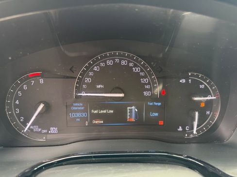 Used 2017 Cadillac XT5 Luxury w/ Driver Awareness Package FWD image 19