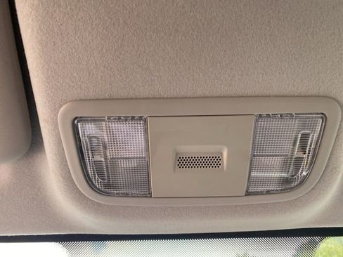 Used 2019 Honda Fit LX image 33