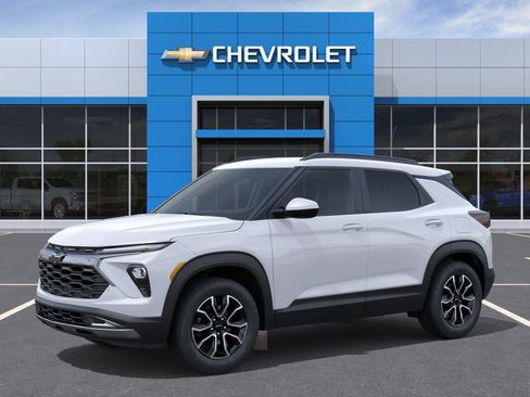 New 2026 Chevrolet TrailBlazer ACTIV w/ Driver Confidence Package FWD image 3