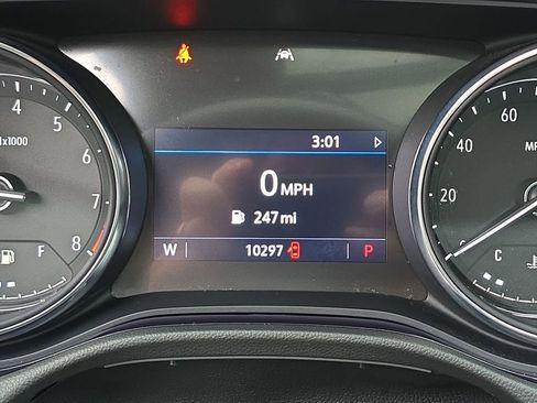 Used 2023 Buick Encore GX Essence w/ Experience Buick Package image 13