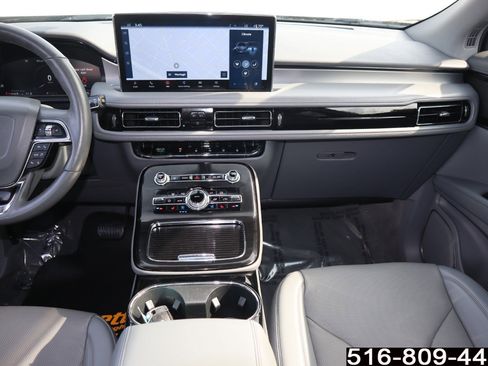 Used 2022 Lincoln Nautilus Reserve image 21