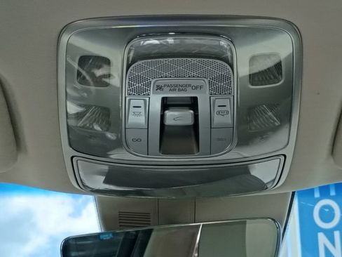 Used 2022 Genesis GV80 3.5T w/ Prestige Package 07 AWD/4WD image 31