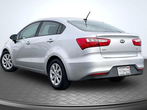 Used 2017 Kia Rio LX w/ Power Package FWD image 2