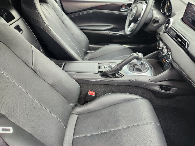 Used 2025 MAZDA MX-5 Miata Grand Touring RWD image 19